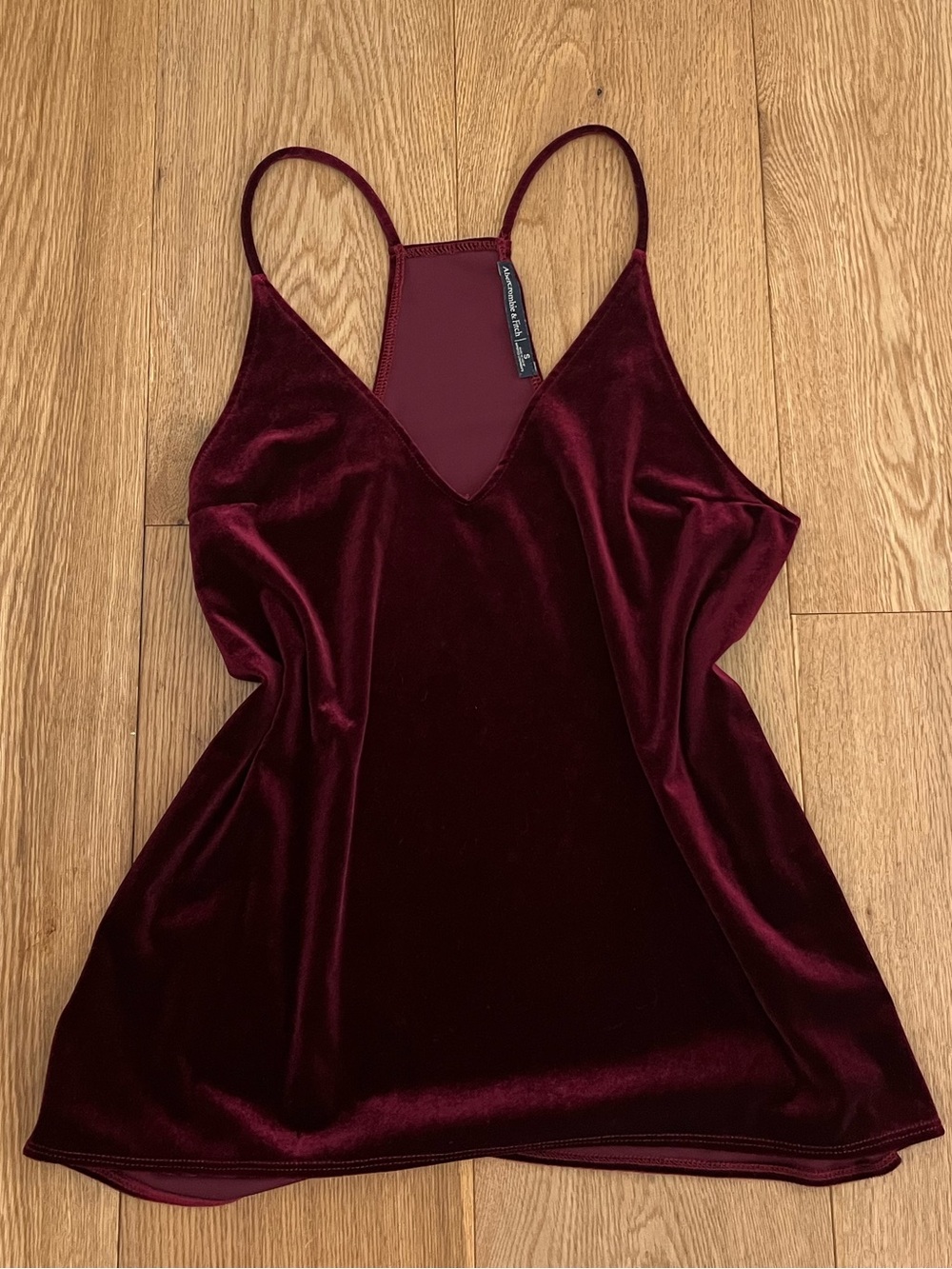 ‼️NEVER WORN‼️ Abercrombie & Fitch Velvet V-Neck Dress - Wine Red